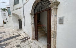 Cisternino, Apulia 72014