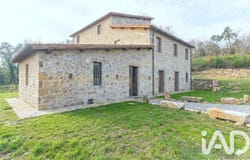 Monticiano, Tuscany 53015