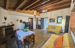 Collesano, Sicily 90016
