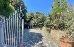 Pietrasanta, Tuscany 55045