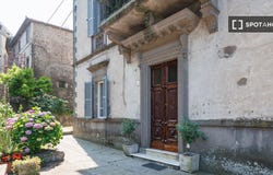 rome, Lazio 01027