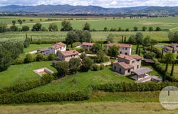 Cortona, Tuscany 52044