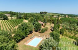 Sinalunga, Tuscany 53048