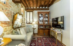 Montepulciano, Tuscany 53045