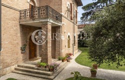 Follonica, Tuscany 58022