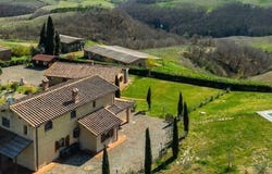 Montalcino, Tuscany 53024