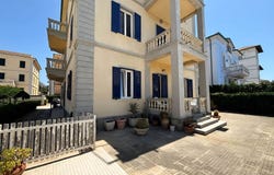 San Vincenzo, Tuscany 57027
