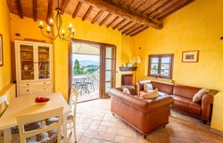 Lajatico, Tuscany 56030