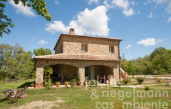Cinigiano, Tuscany 58044
