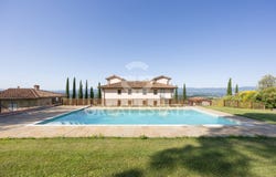 Loro Ciuffenna, Tuscany 52024