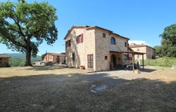 Monteriggioni, Tuscany 53035
