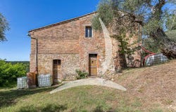 Asciano, Tuscany 53041