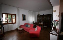 Sinalunga, Tuscany 53048