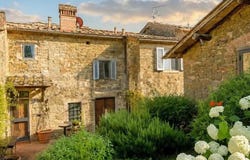Greve in Chianti, Tuscany 50022