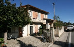 Guazzino, Tuscany 53048