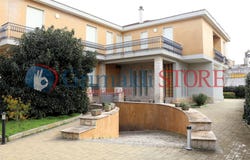Squinzano, Apulia 73018