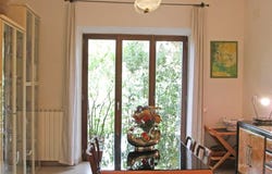 Cetona, Tuscany 53040