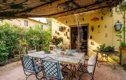 Vecchiano, Tuscany 56019