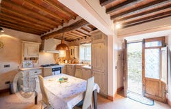 Cortona, Tuscany 52044
