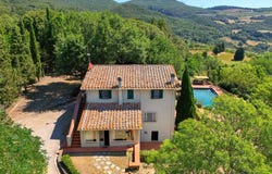 Riparbella, Tuscany 56046