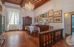 Cortona, Tuscany 52044