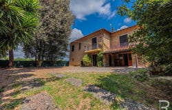 Guardistallo, Tuscany 56040