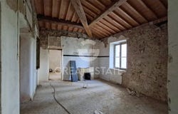 Colle di Val d'Elsa, Tuscany 53034