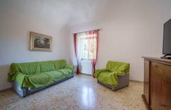 Volterra, Tuscany 56048
