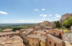 Montepulciano, Tuscany 53045