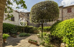 Radicofani, Tuscany 53040