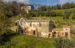 Montepulciano, Tuscany 53045