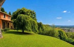Lucca, Tuscany 55100