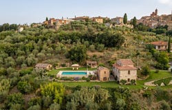 Sinalunga, Tuscany 53048
