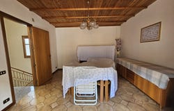 Collesano, Sicily 90016