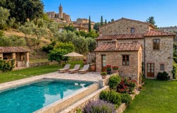 Sinalunga, Tuscany 53048