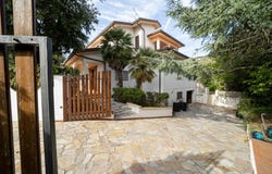 Rosignano Solvay, Tuscany 57016
