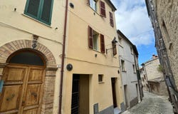 via Roma, 28, Rotella, Marche 63071