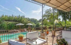 Carmignano, Tuscany 59015