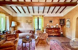 Sarteano, Tuscany 53047