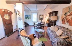 Lorenzana, Tuscany 56043