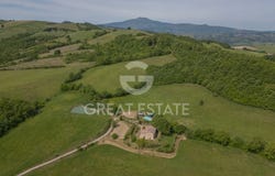 Radicofani, Tuscany 53040