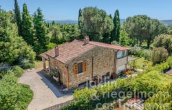 Manciano, Tuscany 58014
