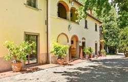 Laterina, Tuscany 52020