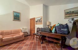 Montepulciano, Tuscany 53045