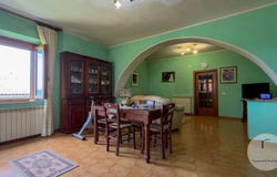 Cinigiano, Tuscany 58044