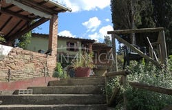 Usigliano, Tuscany 56035