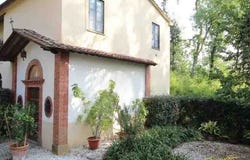 Lucca, Tuscany 55100