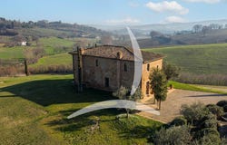 Montepulciano, Tuscany 53045