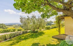 Cetona, Tuscany 53040