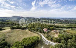 Montepulciano, Tuscany 53045